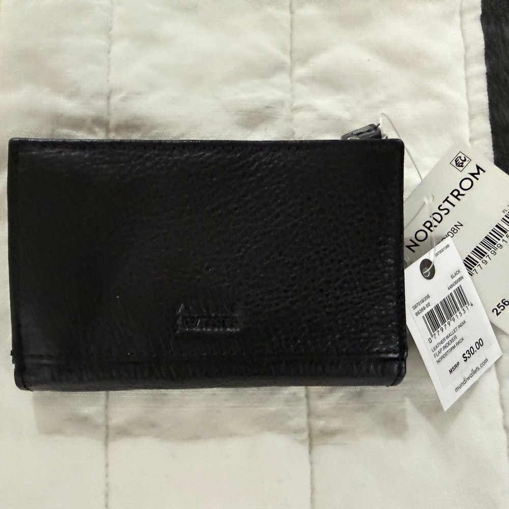 Mundi Black Leather Wallet